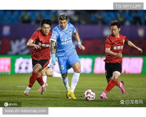 反越位精准破门引发全场欢呼阵阵——体育竞技中的决胜时刻 反越位精准破门引发全场欢呼阵阵——体育竞技中的决胜时刻