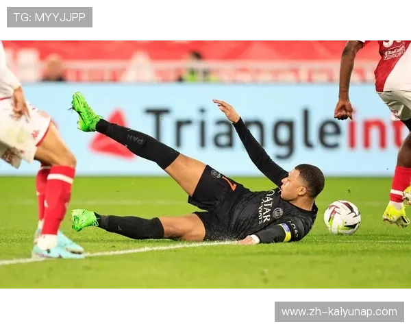 姆巴佩下底倒三角传球助攻，巴黎配合精妙绝伦——极致进攻艺术的现场解码